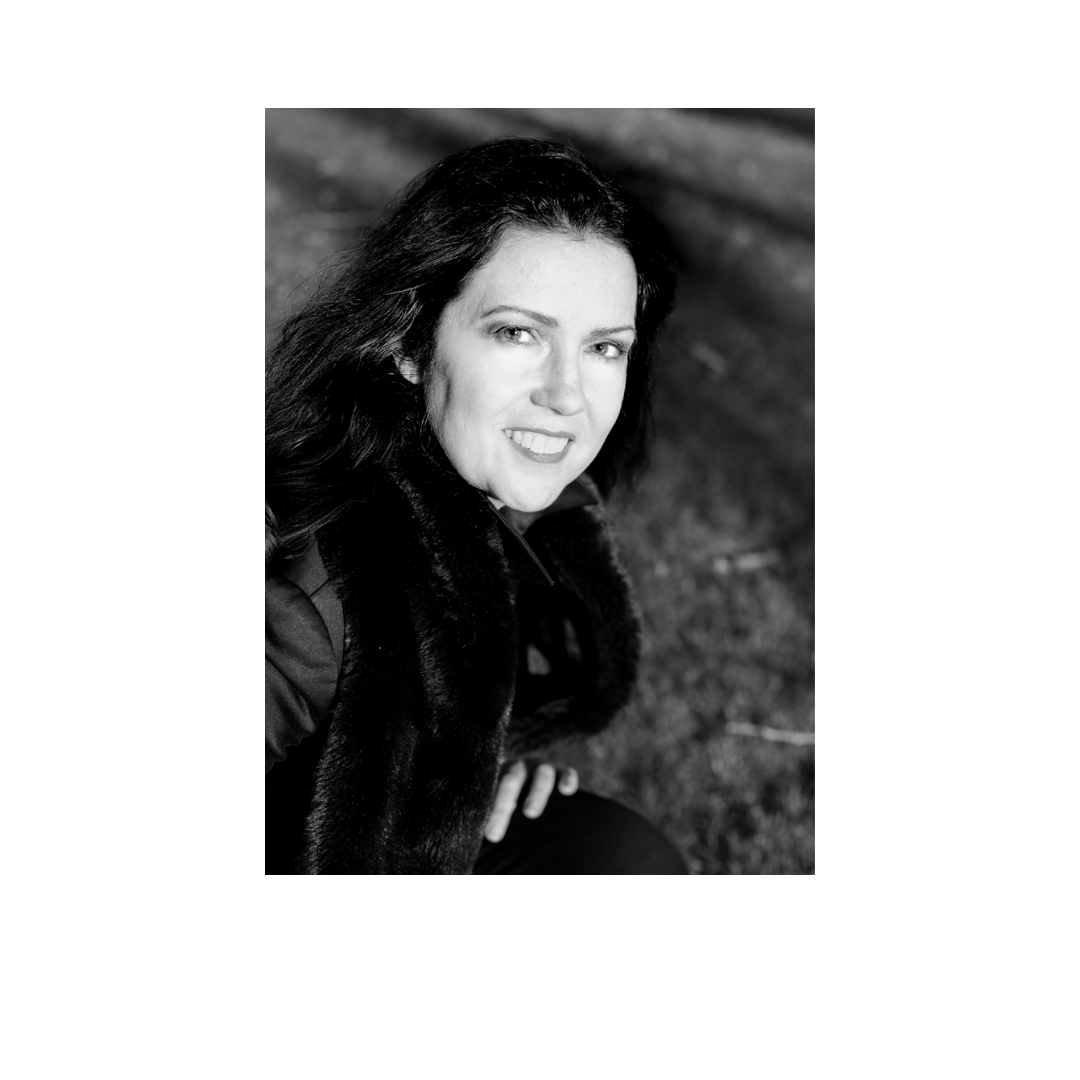 Julia — Founder of LACE'D